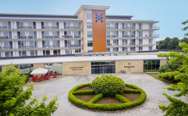 Hunguest Hotel Bük - Image 1