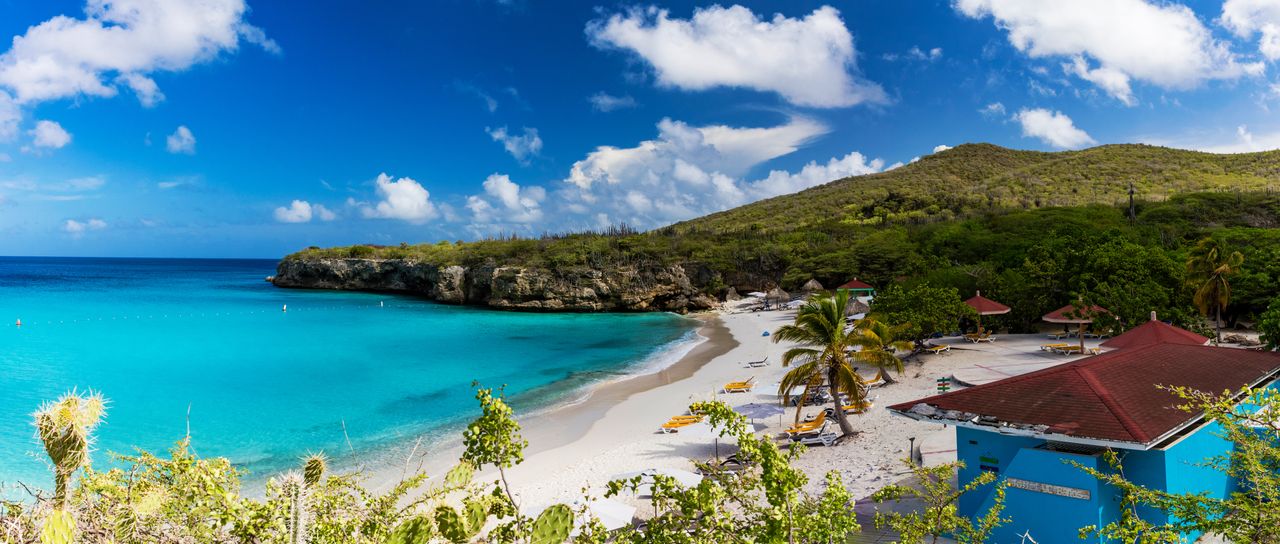 Blick auf einen Strand auf Curaçao