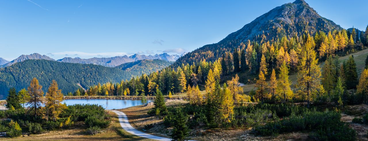 Herbstliche Landschaft Österreichs