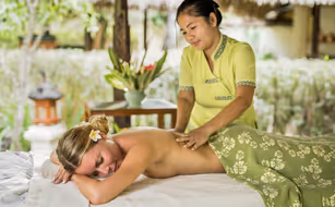 Alam Anda Ocean Front Resort & Spa - Imagen 3