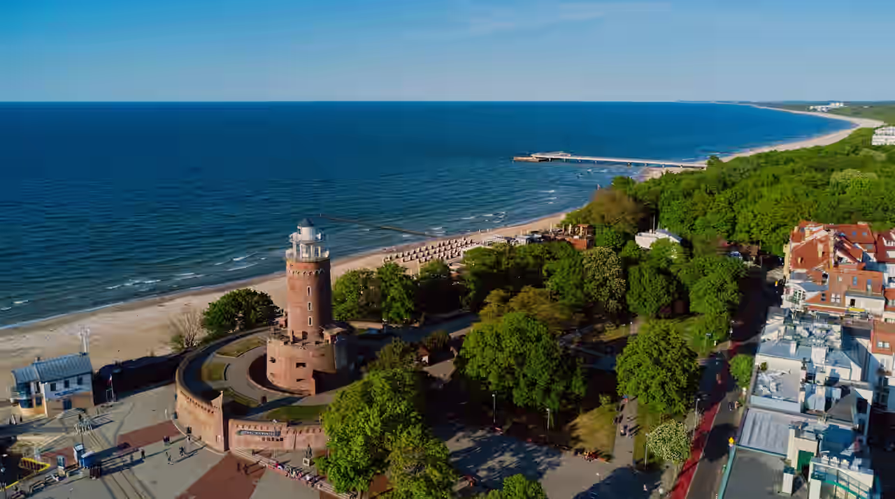 Luftaufnahme des Hafens von Kolberg in Polen
