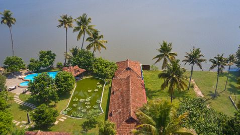 Akanta Ayurveda and Yoga Cherai