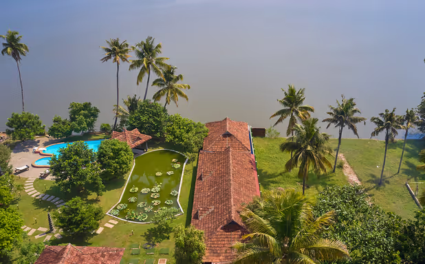 Akanta Ayurveda and Yoga Cherai - Image 1