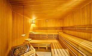 Hotel Queens - Image 3