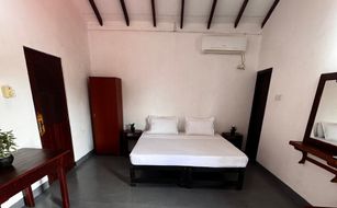 Samaya Waters - Image 3