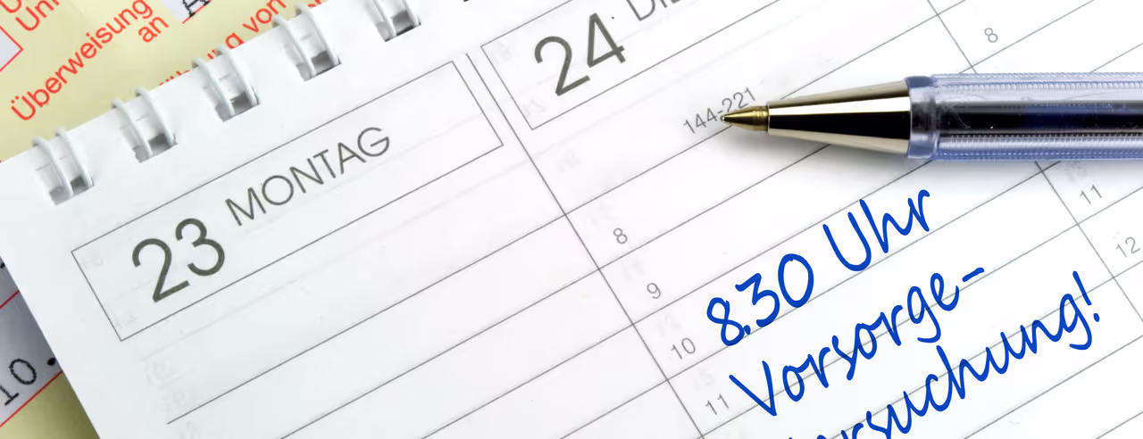 Kalender med handskriven notering "8.30 a.m. läkarundersökning!".