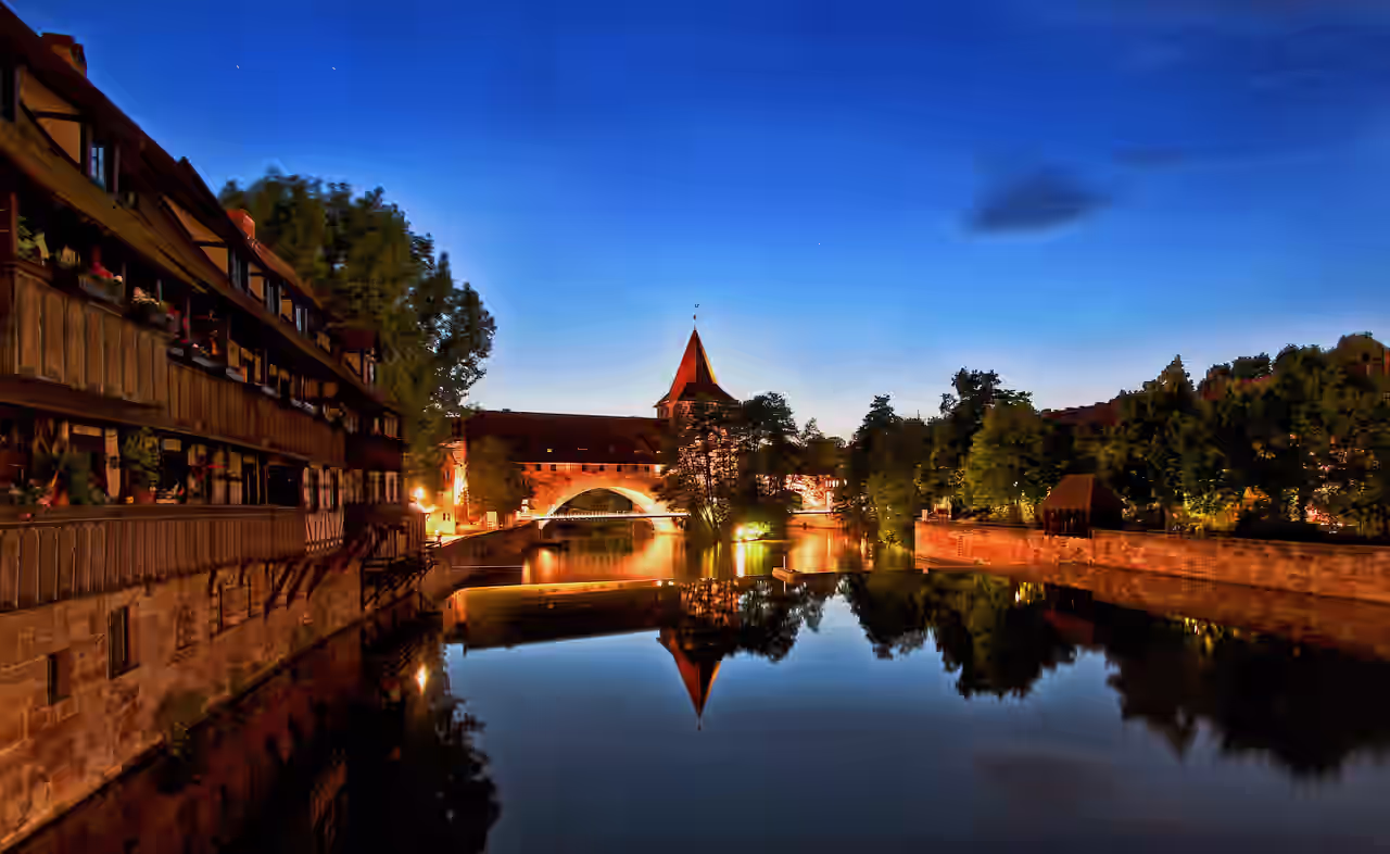 Nürnberg am Abend erleben im Romantikurlaub