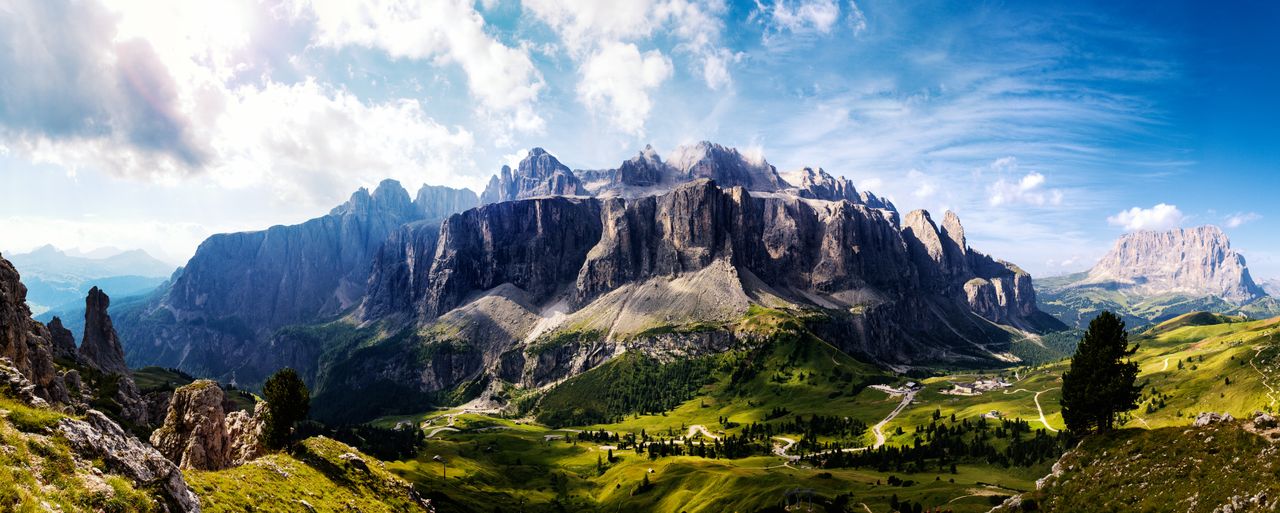Die Berge Südtirols an einem schönen Sommertag