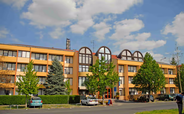 Hotel Napsugár - Bild 1