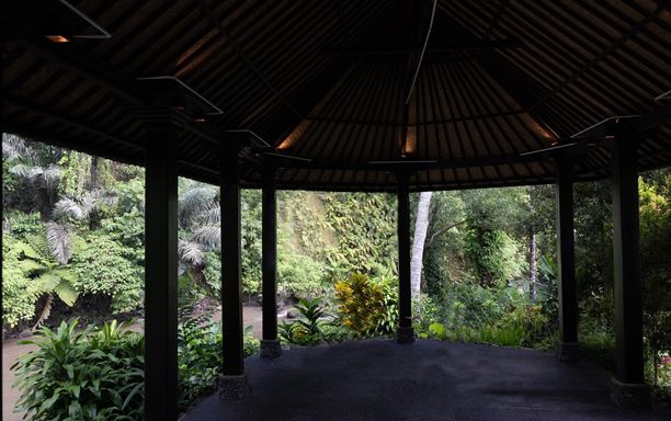 The Royal Pita Maha - Image 1