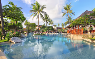 Nusa Dua Beach Hotel & Spa - Bild 2