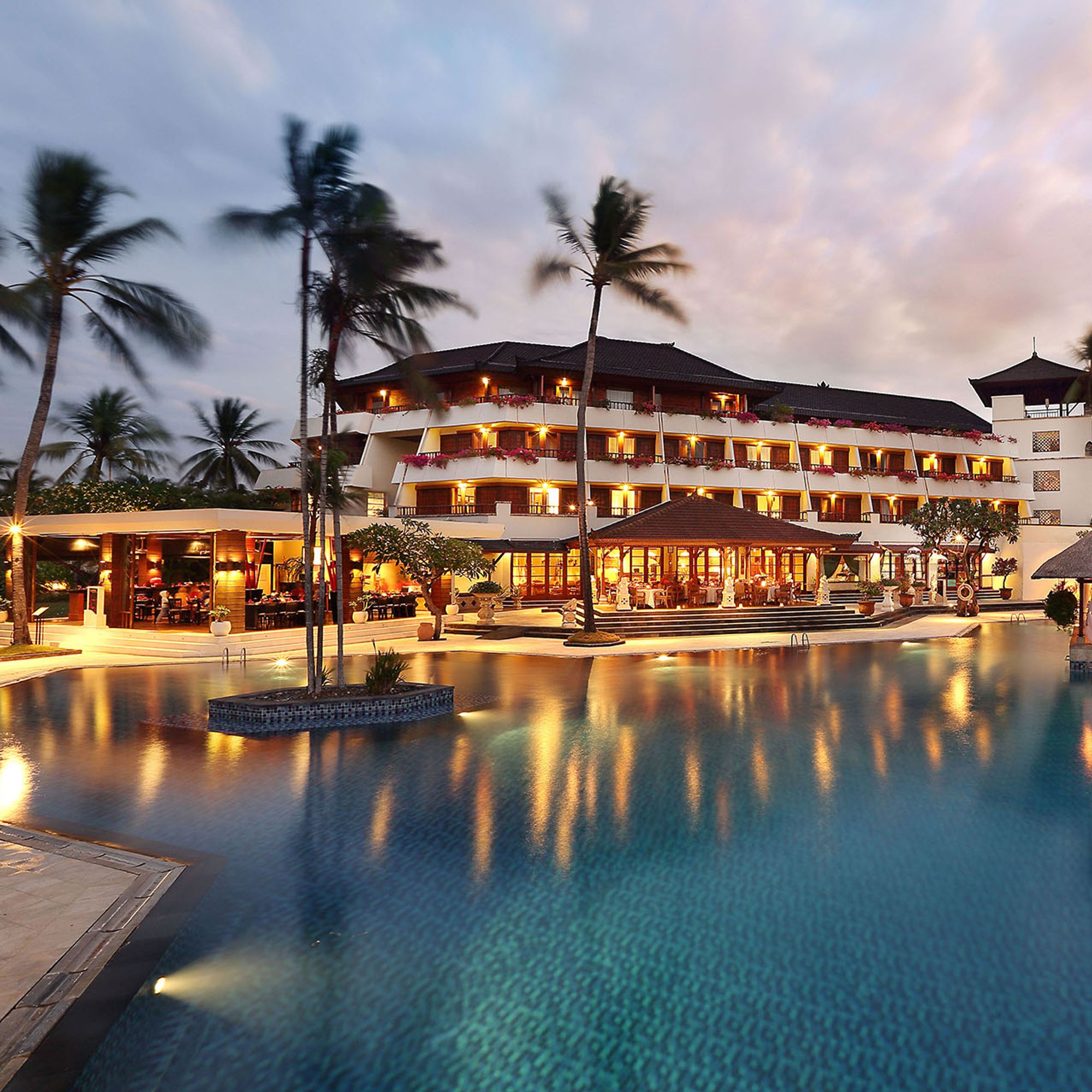 Nusa Dua Beach Hotel & Spa.