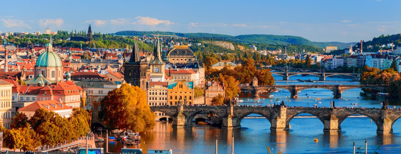 Blick auf das herbstliche Prag