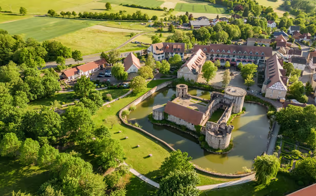 Göbel's SchlossHotel Prinz von Hessen - Image 1