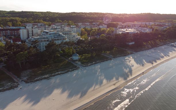 Rugard Thermal Strandhotel - Image 1