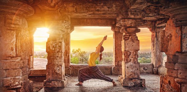6 Peaceful Yoga Destinations in India for Yoga Lovers - Karl Rock's Blog