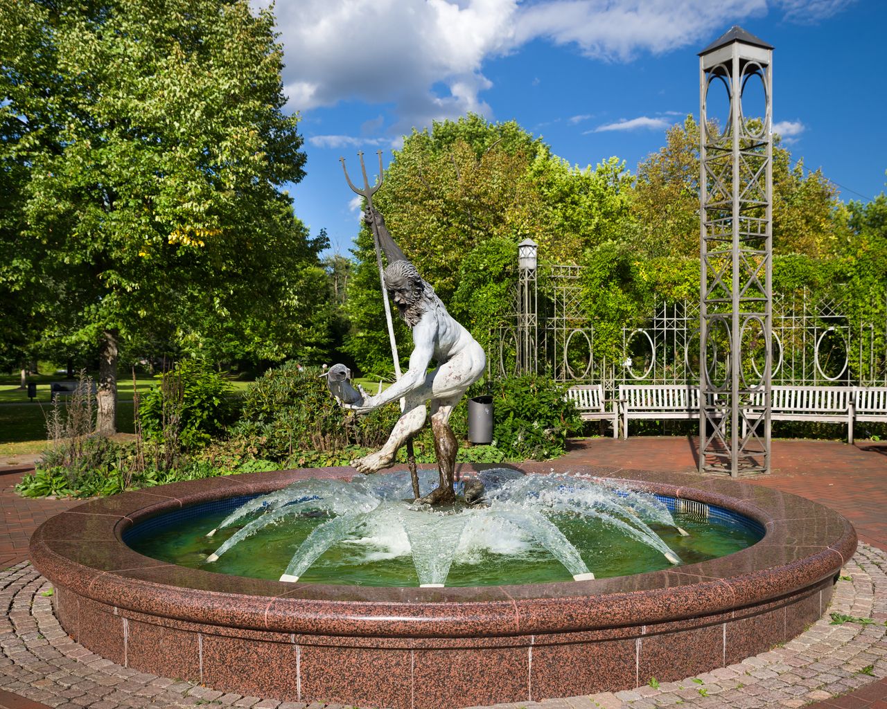 Der Neptunbrunnen im Kurpark Bad Bevensen