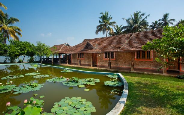 Akanta Ayurveda and Yoga Cherai - Bild 1