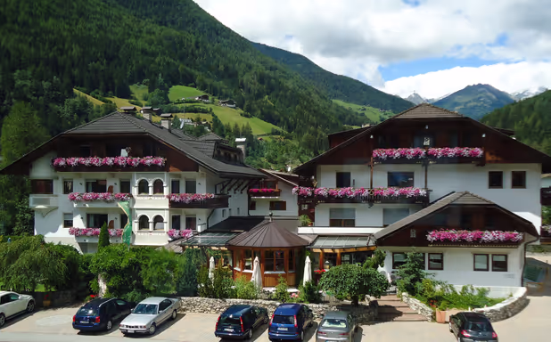 Alphotel Stocker - Zdjęcie 1