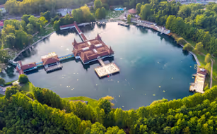 Hunguest Hotel Panoráma - Image 5