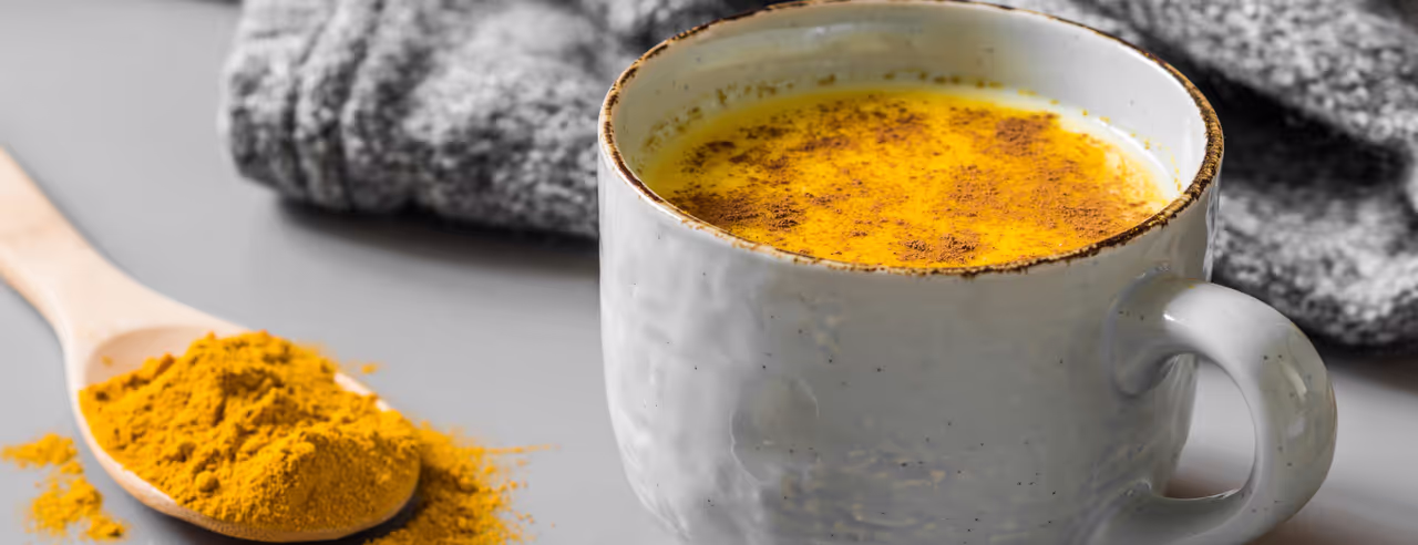 Goldene Milch