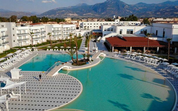 Maritim Resort Calabria - Image 1