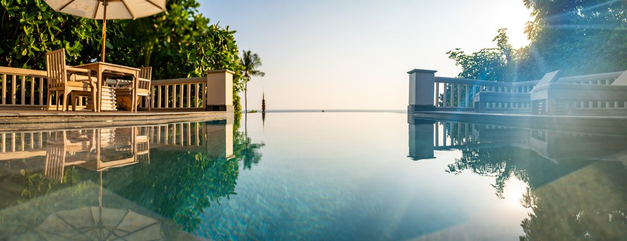 Der Pool eines Boutique Hotels in Thailand