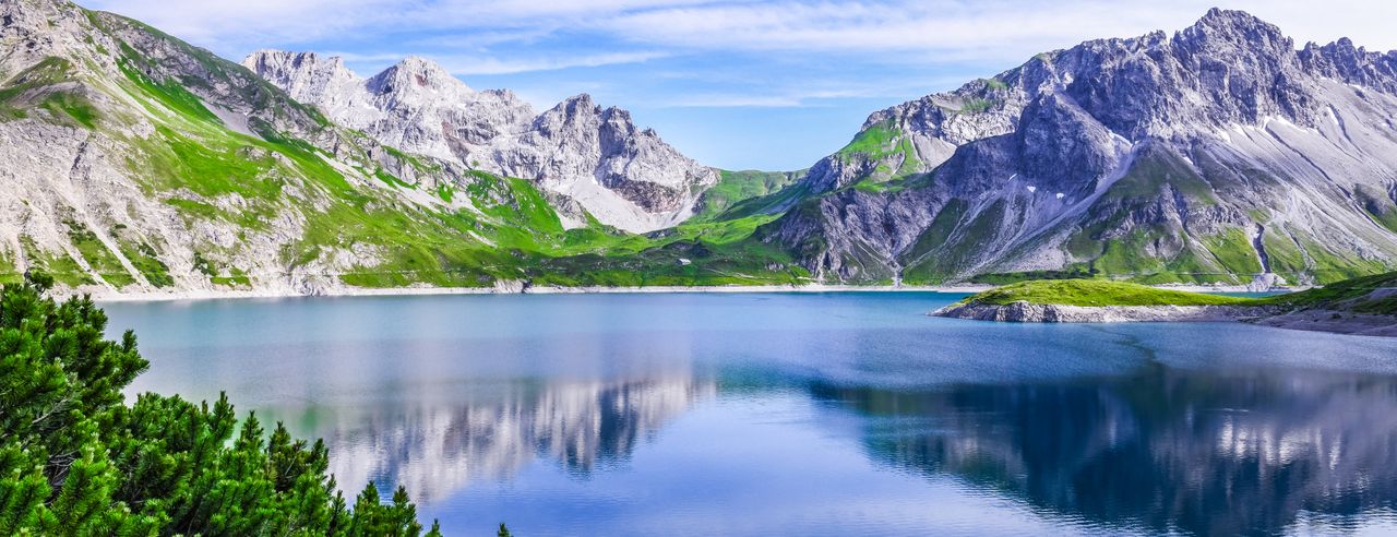 Der Lünersee in Brandnertal in Vorarlberg beim Wellnessurlaub erkunden