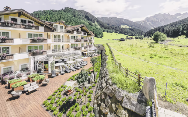 Traumhotel Alpina - Afbeelding 1