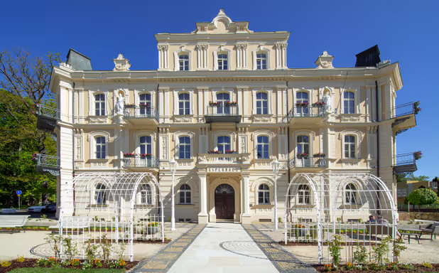 Esplanade Dependance Spa Hotel Monti - Bild 1