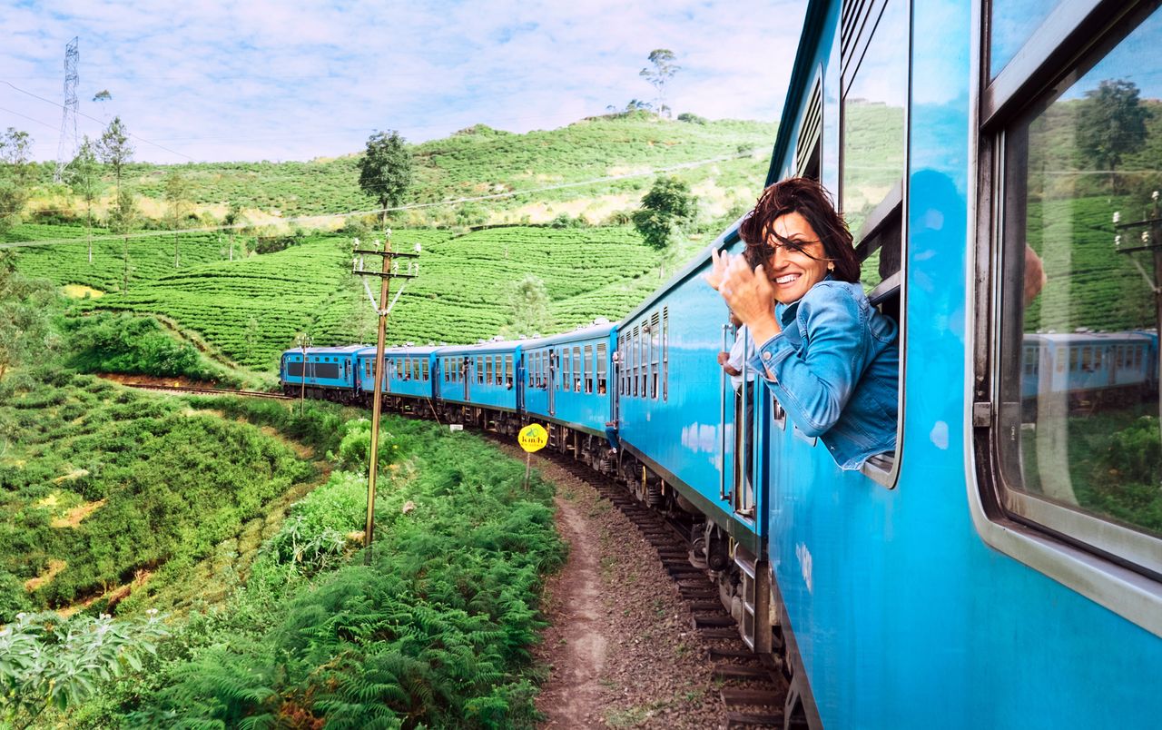 Frau auf Rundreise in Indien