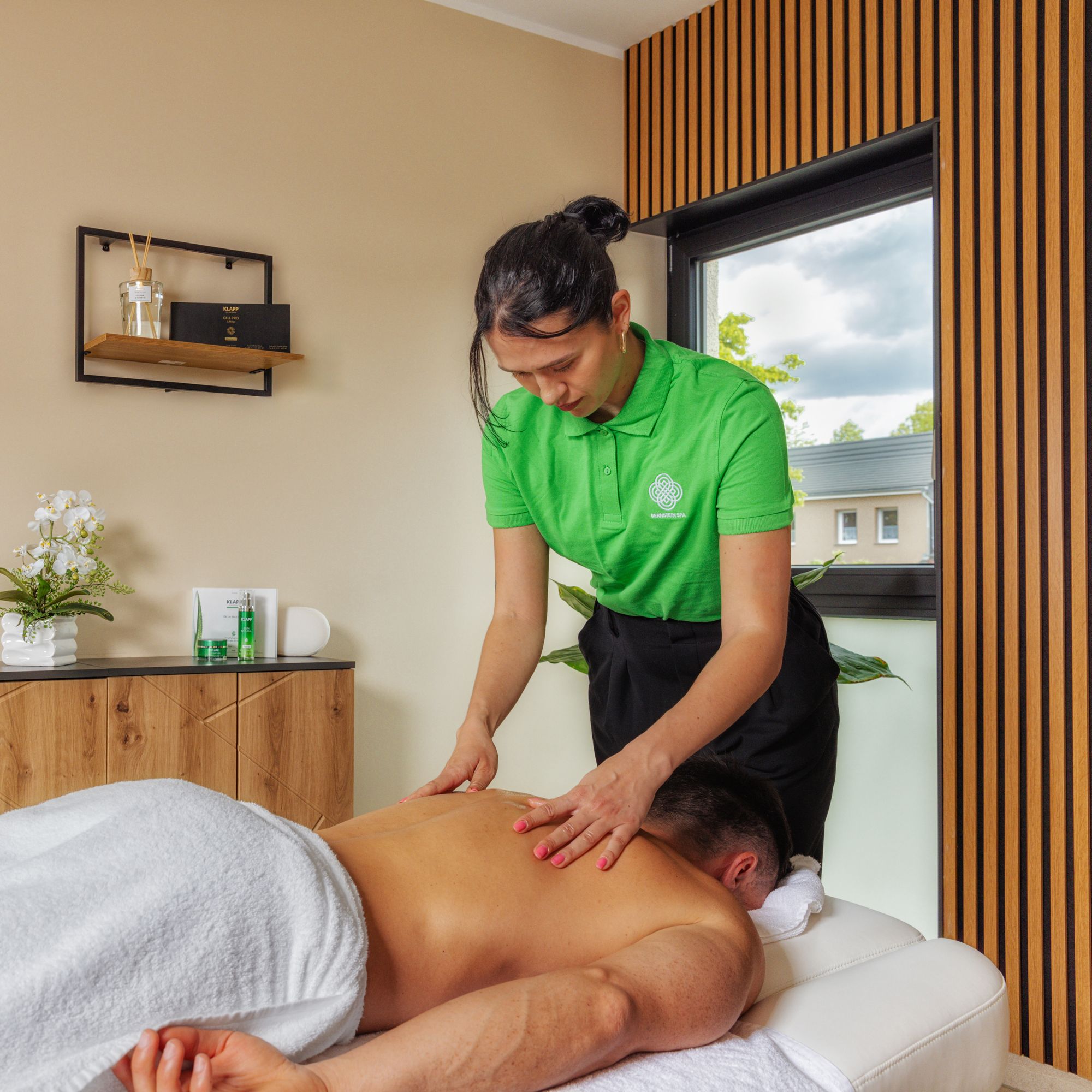 Bernstein Acamed Resort.