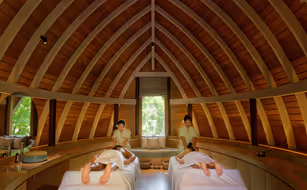 Emerald Faarufushi Resort & Spa - Bild 4