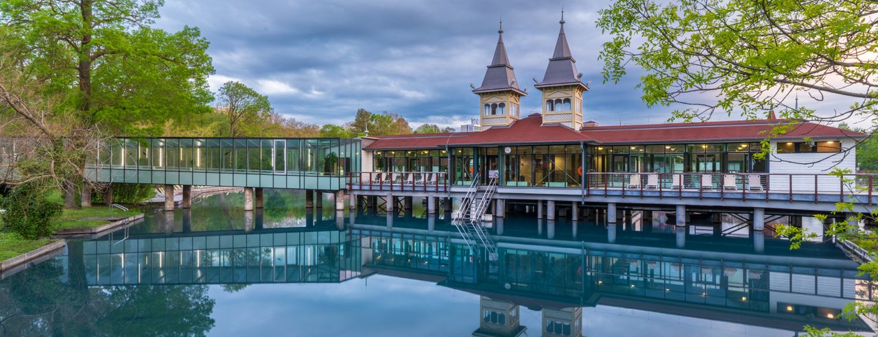 Centro sanitario sul lago termale di Heviz