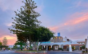 Alexander Beach Hotel & Village Resort - Image 3