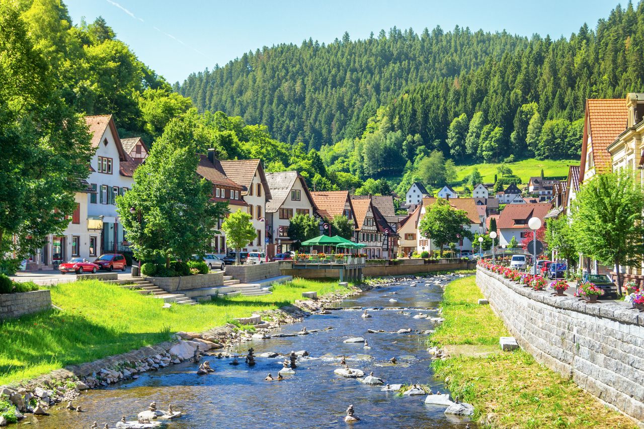 Blick auf den Fluss im Schiltach Süddeutschland
