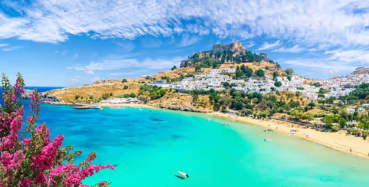 Landschaft und Schloss Rhodos