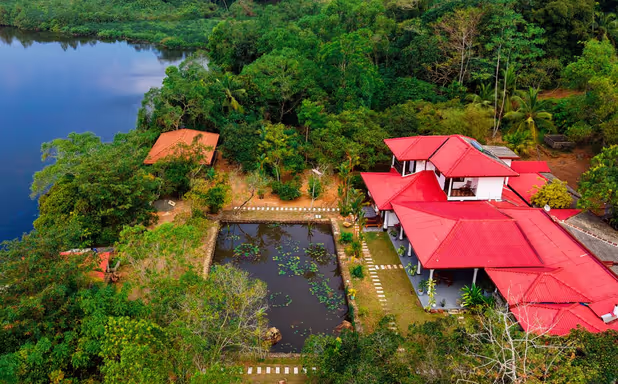 Samaya Waters - Bild 1