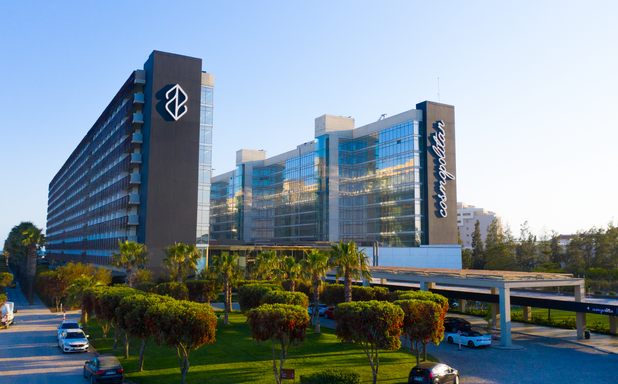 Nirvana Hotel by MEDWORLD Cosmos Clinic - Bild 1